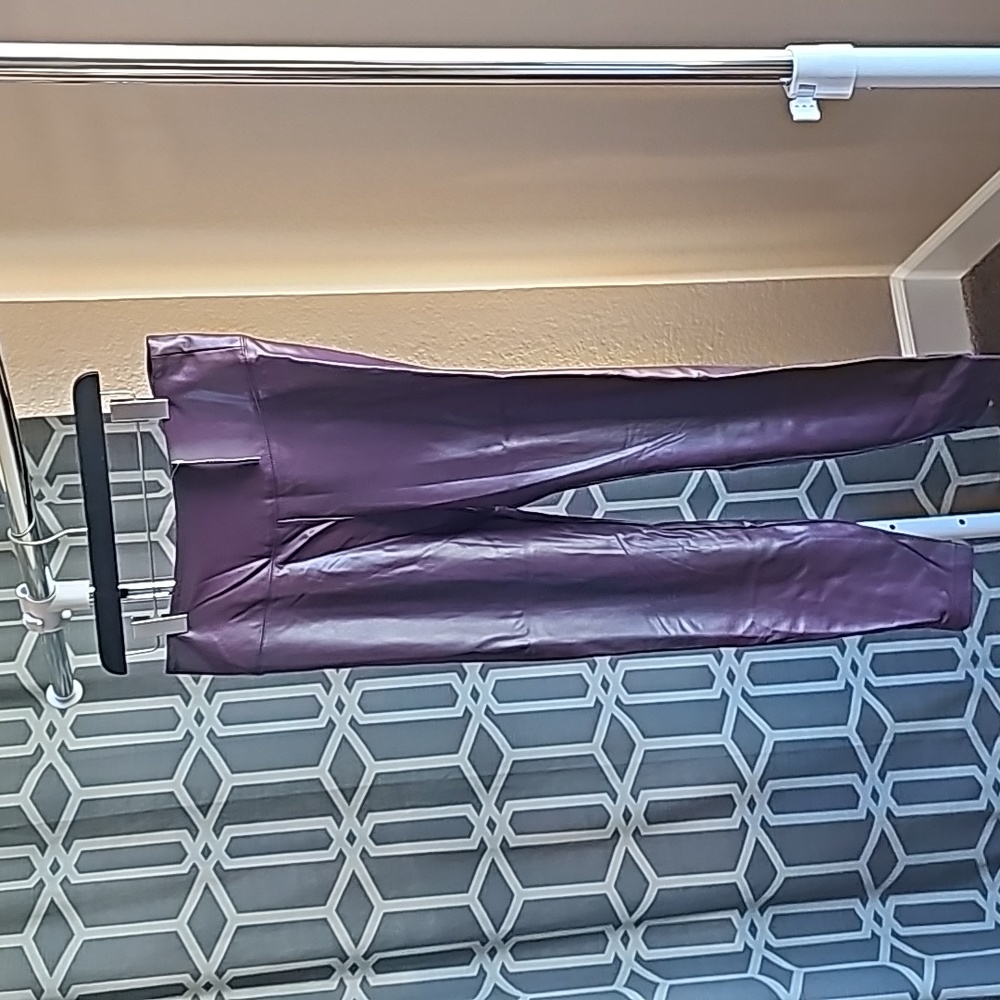 NWT WHBM Vegan Leather Runway Legging in Cabernet size 14R